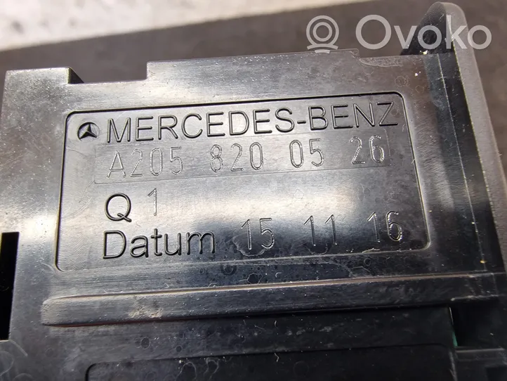 Mercedes-Benz C W205 Connecteur/prise USB A2058200526