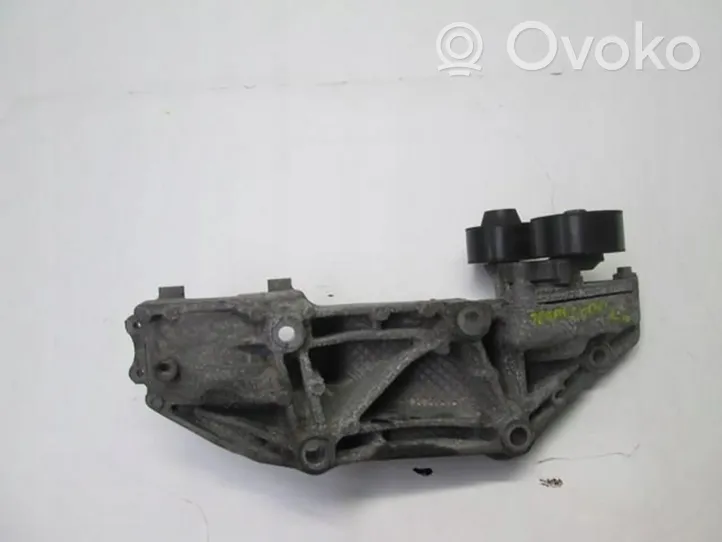 Opel Vivaro Generator/alternator bracket 
