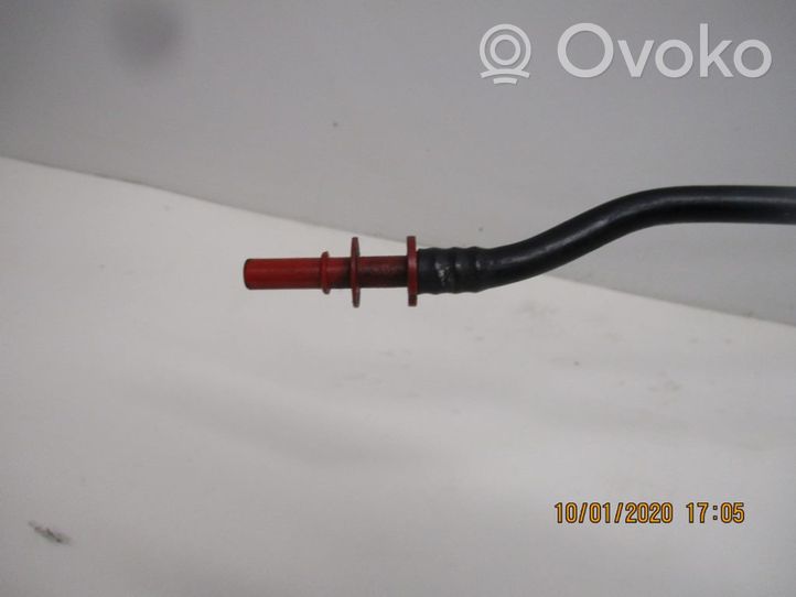 Opel Vivaro Tuyau d'alimentation conduite de carburant 