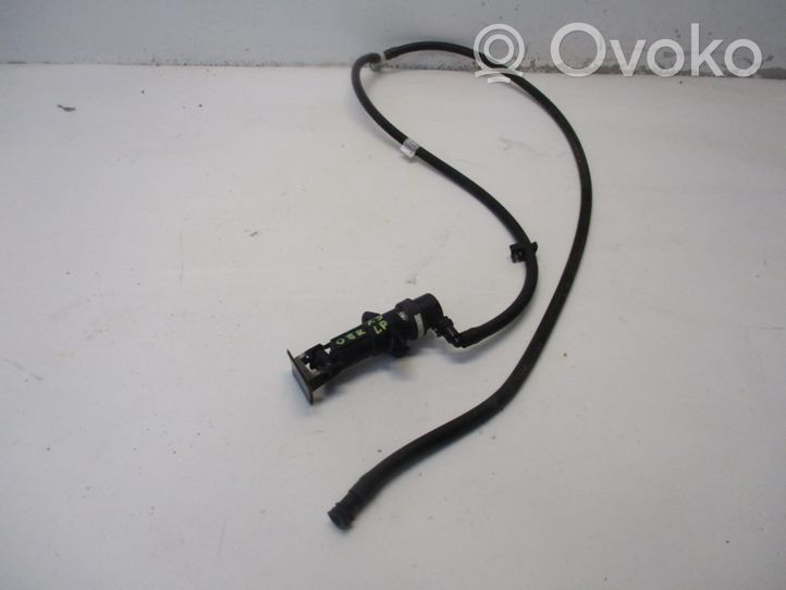 BMW X3 E83 Ugello a spruzzo lavavetri per faro 8375541