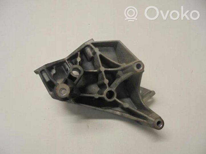 Seat Ibiza I (021A) Support, suspension du moteur 