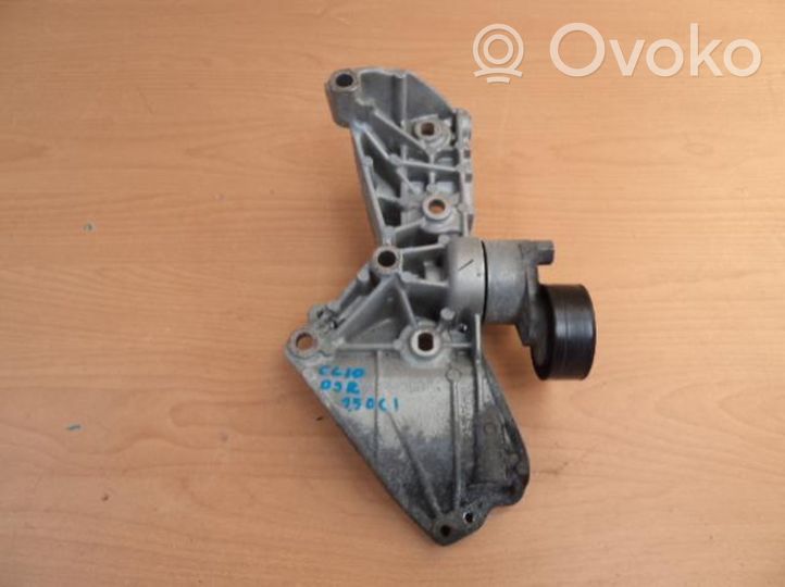 Renault Clio I Support, suspension du moteur 