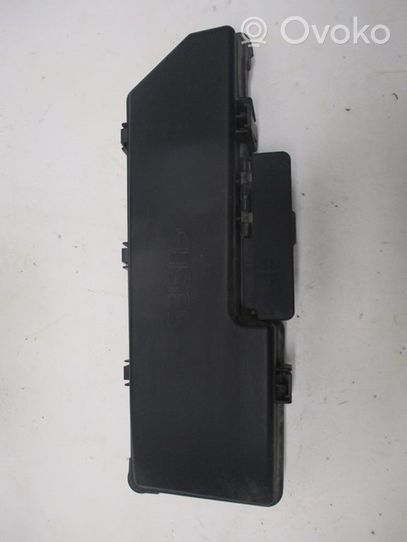 Volvo XC90 Fuse box cover 