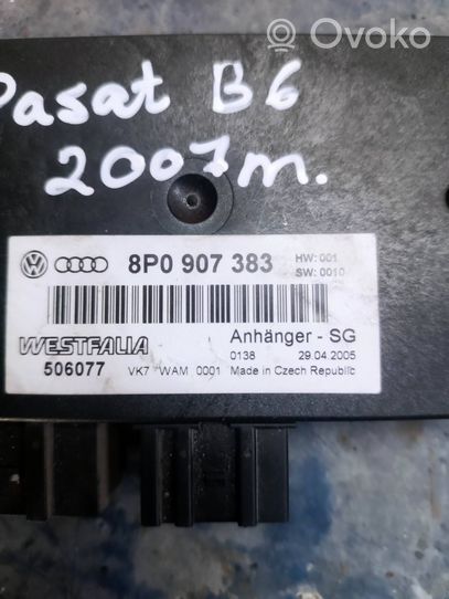 Volkswagen PASSAT B6 Module de contrôle crochet de remorque 8P0907383