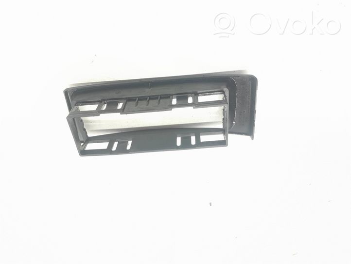 Renault Scenic RX Radio/GPS head unit trim 7700841060