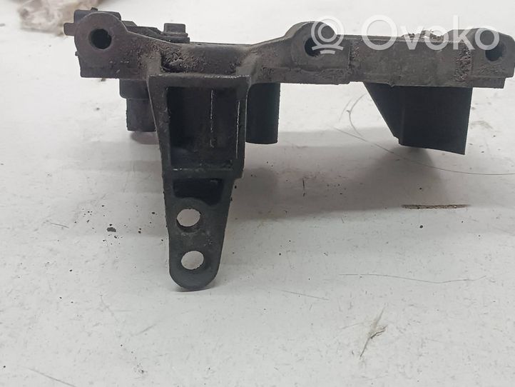 Renault Megane II Support pompe injection à carburant 8200101196