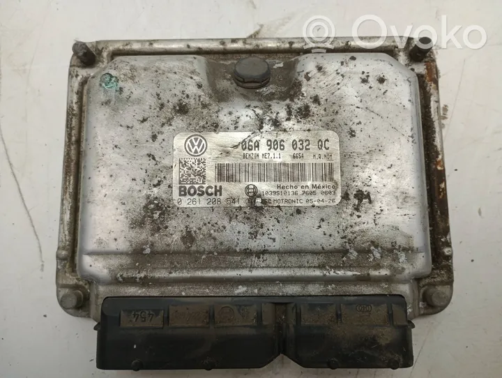 Volkswagen Jetta V Engine control unit/module 06A906032QC