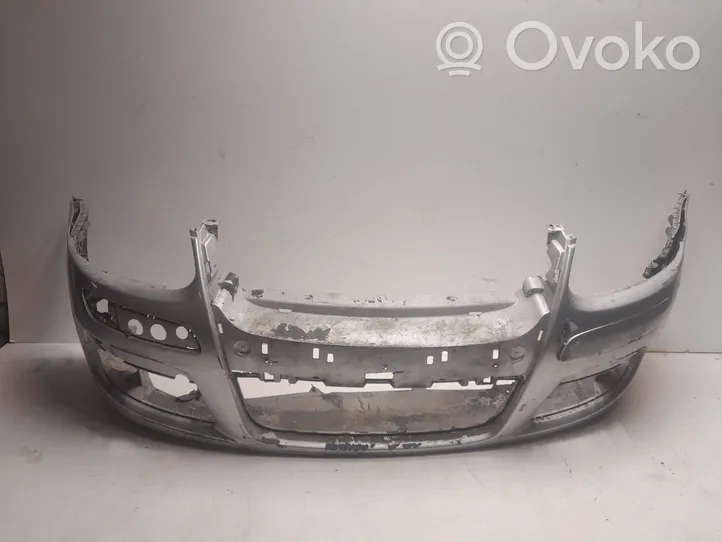 Volkswagen Jetta V Front bumper 