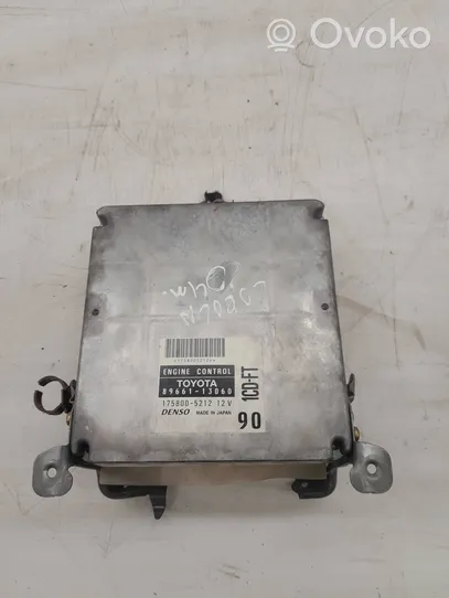 Toyota Corolla Verso E121 Calculateur moteur ECU 8966113060