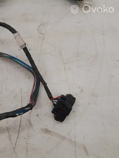 Toyota Corolla Verso E121 Cableado de puerta delantera 8215213161