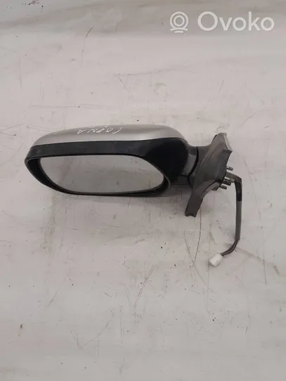 Toyota Corolla Verso E121 Front door electric wing mirror 