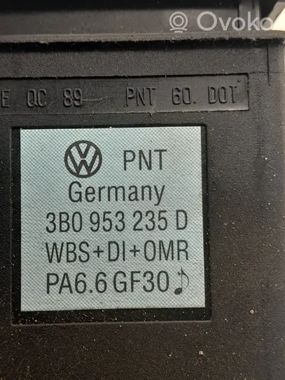 Volkswagen PASSAT B5 Relais de commutateur feux de détresse 3B0953235D