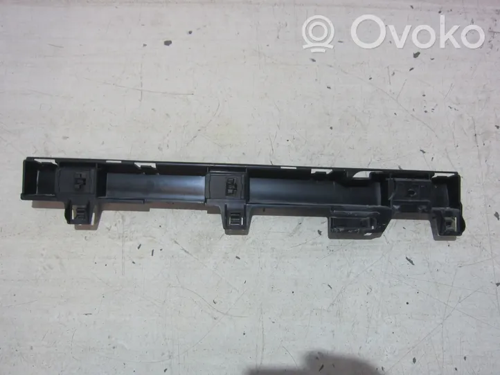 BMW 2 F22 F23 Listello di supporto del sottoporta 7388351