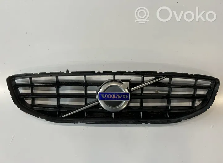 Volvo V40 Etusäleikkö 31353120