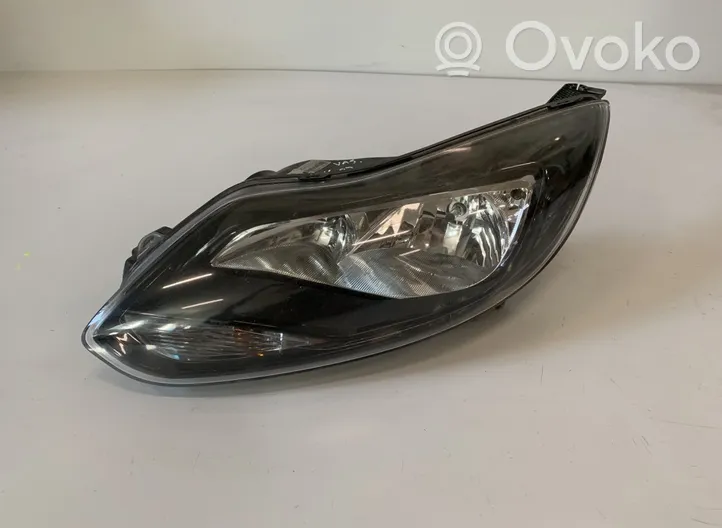 Ford Focus Lampa przednia BM51-13W030-CH