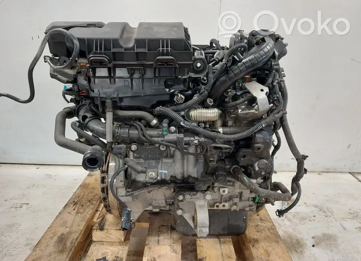 Peugeot 208 Silnik / Komplet DV5RCF