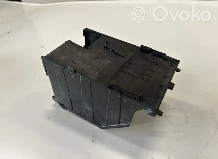 Peugeot RCZ Boîte de batterie 9663615580