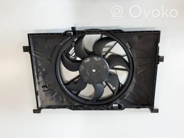 Mercedes-Benz B W245 Ventilatore di raffreddamento elettrico del radiatore 0130307007