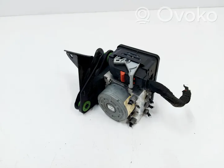 Audi A3 8Y ABS-pumppu 5WA614517AQ