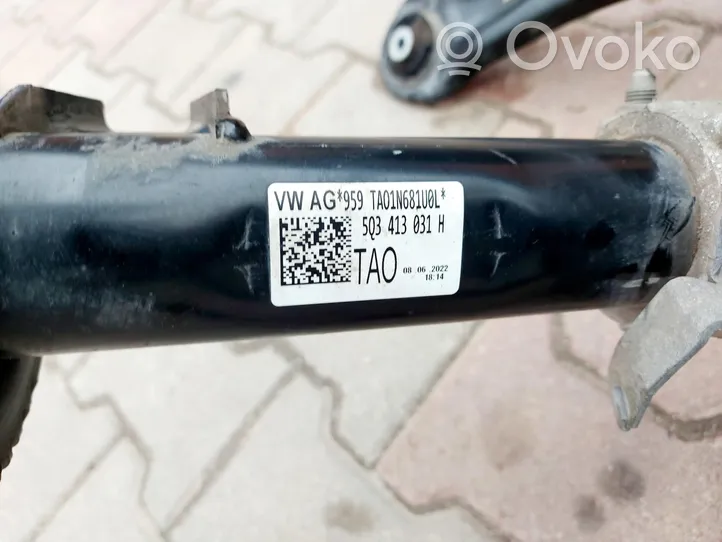 Seat Ateca Front shock absorber/damper 5Q0407258A