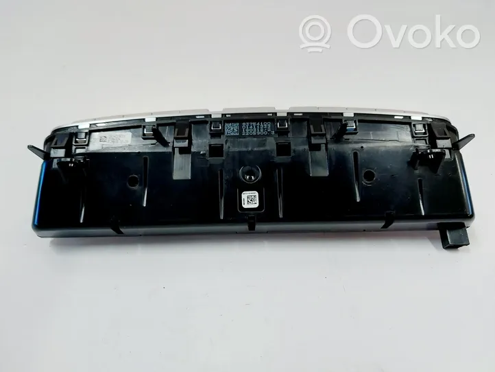 Mercedes-Benz C AMG W205 Climate control unit A2059058813