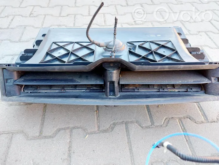 Tesla Model 3 Radiatorių panelė (televizorius) 1610863-00-B