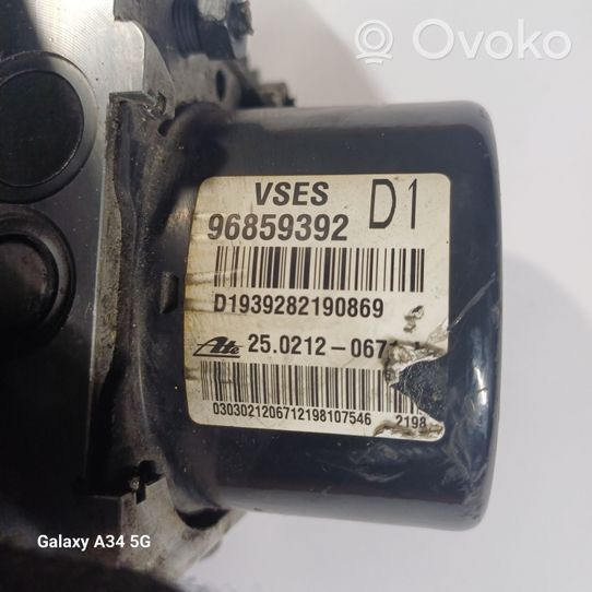 Chevrolet Captiva Pompa ABS 96859392