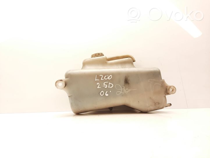 Mitsubishi L200 Coolant expansion tank/reservoir 