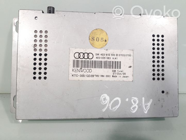 Audi A8 S8 D3 4E Radio/CD/DVD/GPS-pääyksikkö 4E0035563