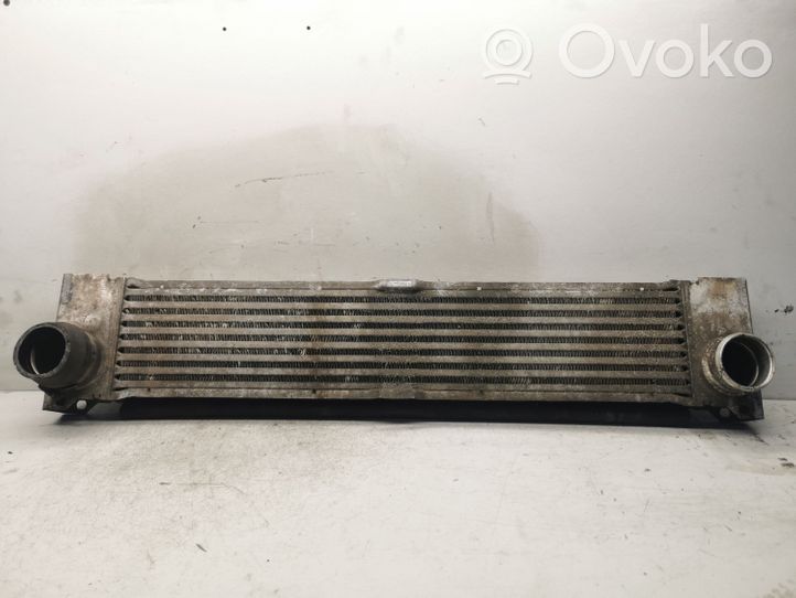 Mercedes-Benz Vito Viano W639 Radiador intercooler A6395010201