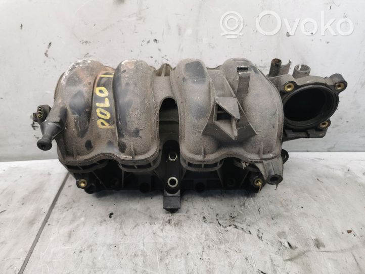 Volkswagen Polo Collettore di aspirazione 036129711BR