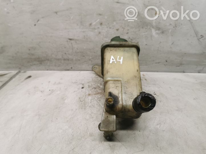 Audi A4 S4 B5 8D Serbatoio/vaschetta del liquido del servosterzo 8D0422373C