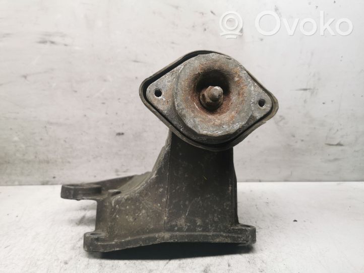 Audi 80 90 S2 B4 Supporto di montaggio scatola del cambio 8D0399114S