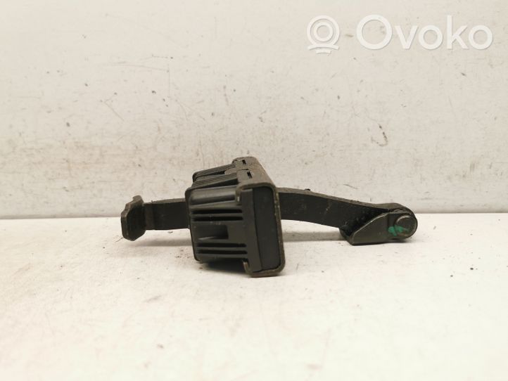BMW 3 E46 Front door check strap stopper 8265545PA