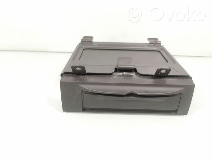 Volvo V50 Panel / Radioodtwarzacz CD/DVD/GPS 307528691