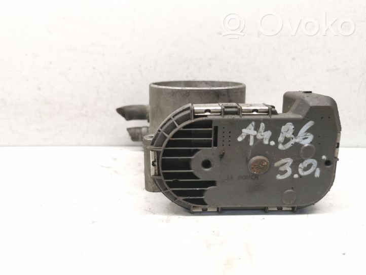 Audi A4 S4 B6 8E 8H Boîtier papillon 078133062B