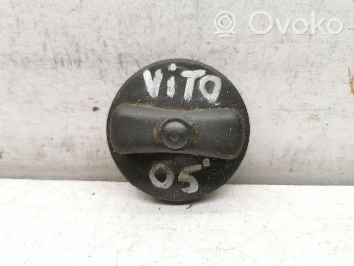 Mercedes-Benz Vito Viano W639 Tappo del serbatoio del carburante 