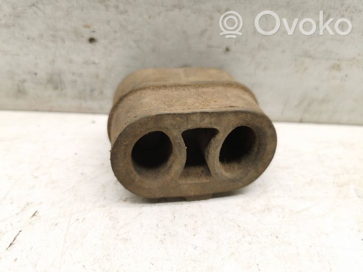 Opel Astra G Staffa/supporto di montaggio della marmitta 90466668