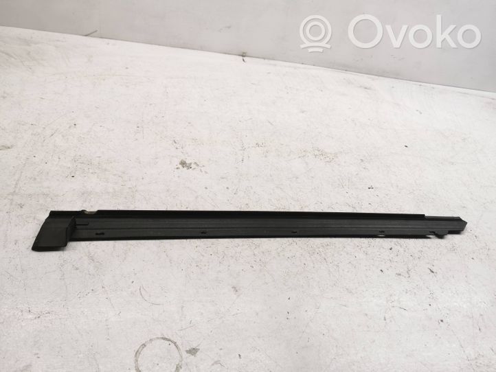 Audi A4 S4 B5 8D Rivestimento modanatura del vetro della portiera anteriore 8d0853764