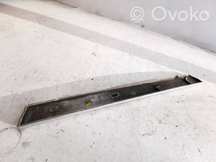 Volvo V70 Takaoven lista (muoto) 30648375