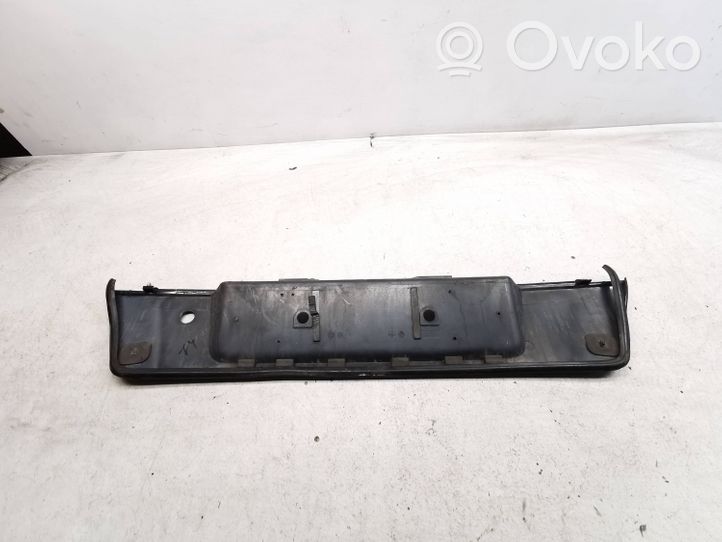 BMW 7 E38 Rivestimento portellone 8150379