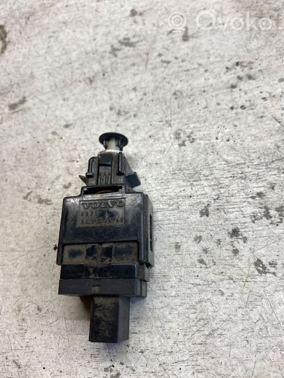 Volvo XC70 Brake pedal sensor switch 8622064