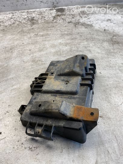 Opel Zafira A Battery box tray 24449812