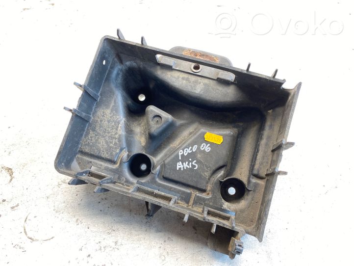 Volkswagen Polo IV 9N3 Vassoio batteria 5z0915331a