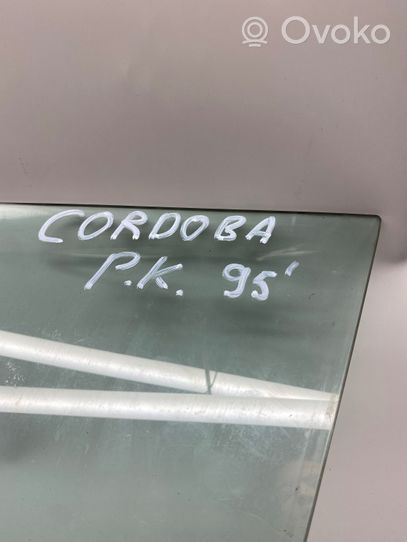 Seat Cordoba (6K) Etuoven ikkunalasi, neliovinen malli 43R000016