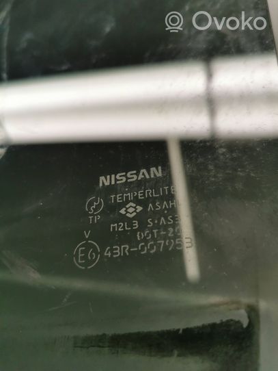 Nissan X-Trail T31 Vetro del finestrino della portiera posteriore 43R007953
