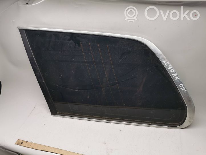 Volvo XC90 Fenêtre latérale avant / vitre triangulaire 43R001582