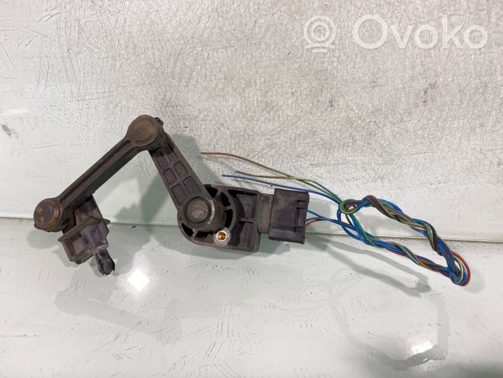 Volkswagen Touareg I Headlight/headlamp level sensor 7l0616214