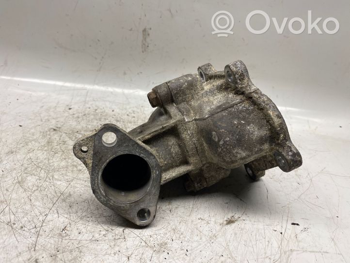 Nissan X-Trail T30 Thermostat / Thermostatgehäuse 