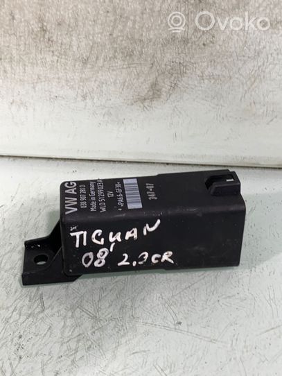 Volkswagen Tiguan Przekaźnik / Modul układu ogrzewania wstępnego 038907281d